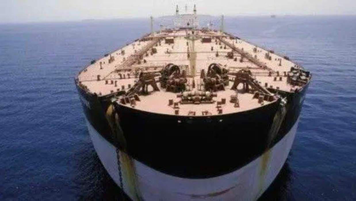 হরমুজ প্রণালি সম্পূর্ণ বন্ধ করে দেওয়ার হুঁশিয়ারি ইরানের