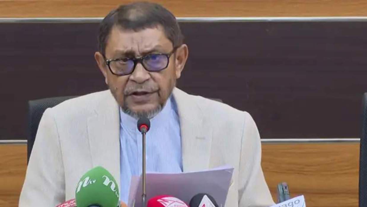 স্বাস্থ্যমন্ত্রী সাখাওয়াত হোসেন