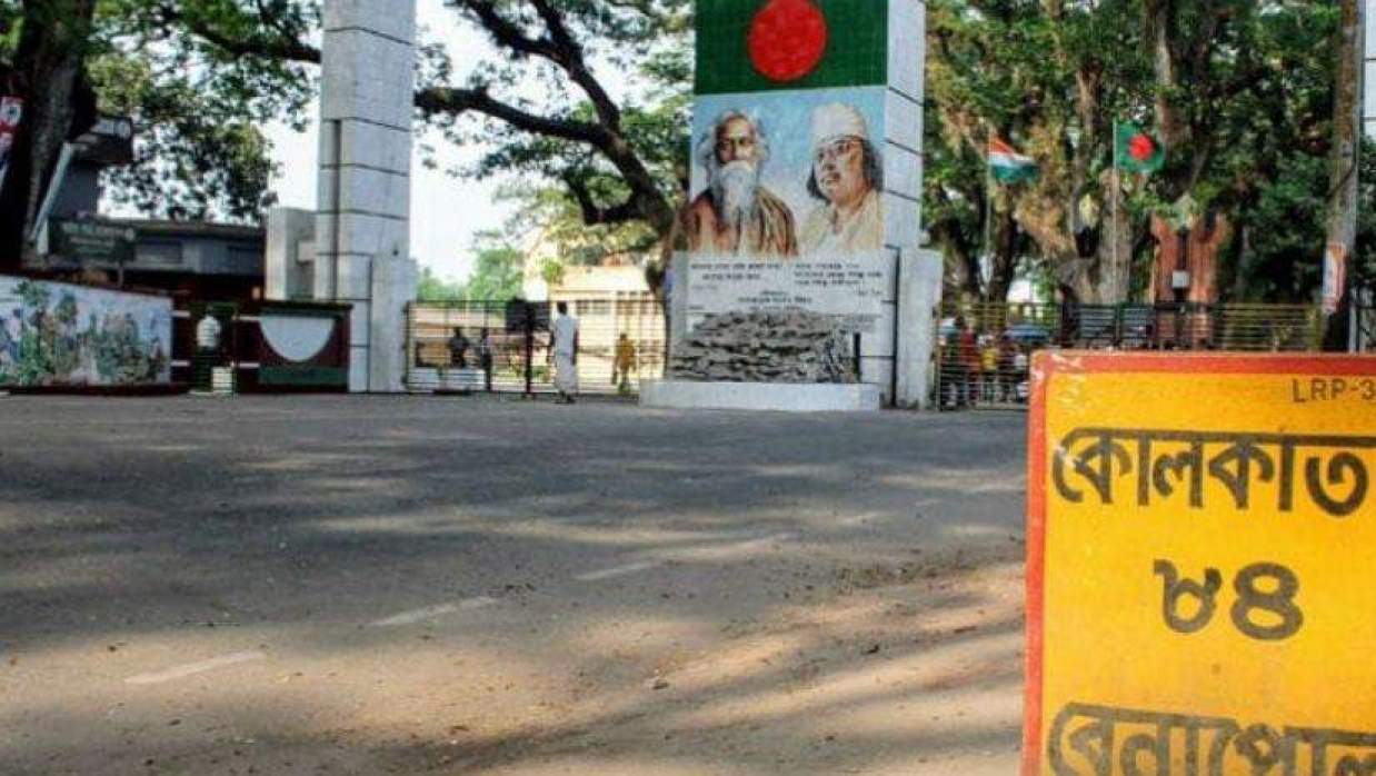 ভারতে অনুপ্রবেশের দায়ে সাজা শেষে দেশে ফিরলেন ৪ তরুণী