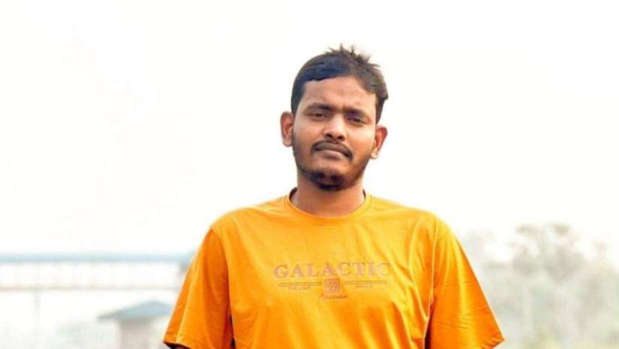 বাড়ি থেকে তুলে নিয়ে ইউটিউবারকে পিটিয়ে হত্যা