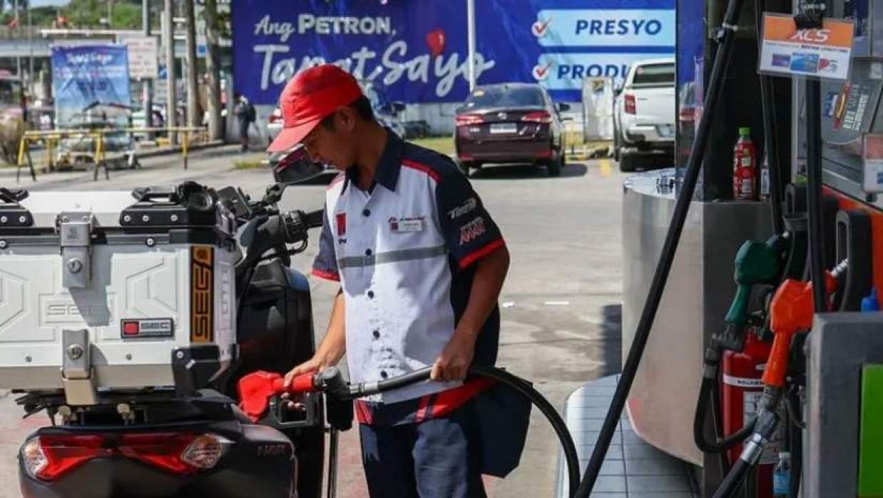 ফিলিপাইনে জরুরি অবস্থা ঘোষণা