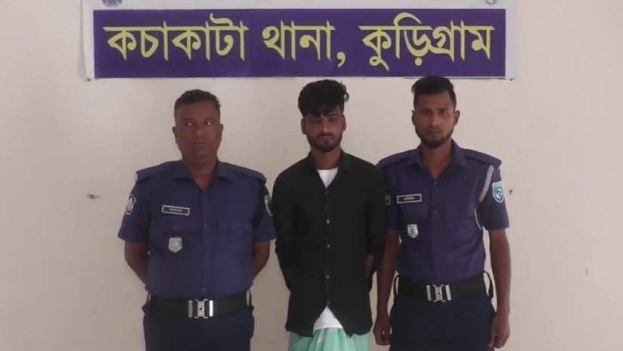 তরুণীকে ডেকে নিয়ে ৩ জন মিলে ধর্ষণ, ‘প্রেমিক’ গ্রেফতার