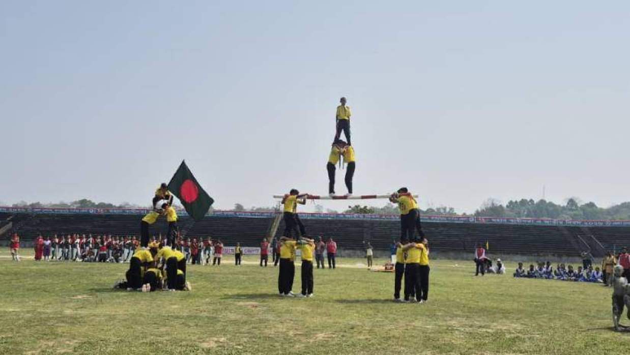 স্বাধীনতা ও জাতীয় দিবস উপলক্ষে খাগড়াছড়ি স্টেডিয়ামে অনুষ্ঠিত হয় বর্ণাঢ্য আয়োজন