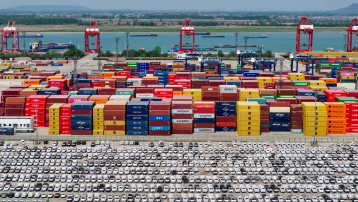 বিশ্ব বাণিজ্যে ‘সবচেয়ে ভয়াবহ বিপর্যয়’ চলছে