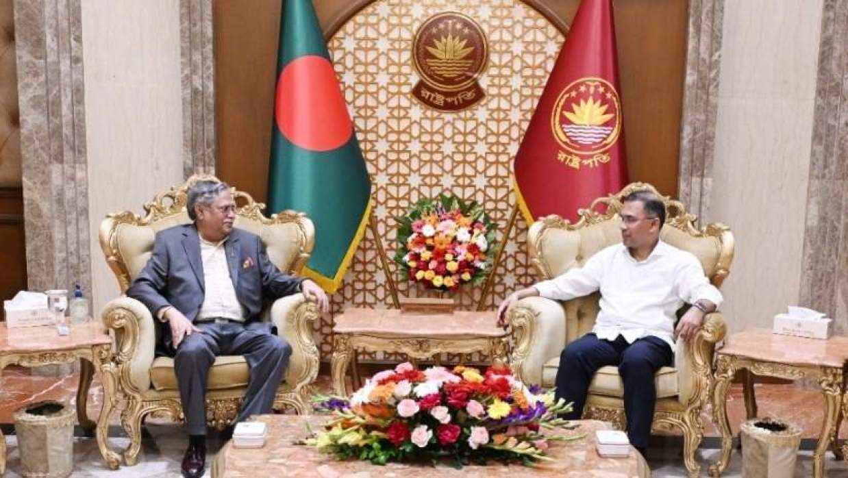 রাষ্ট্রপতি মো. সাহাবুদ্দিনের সঙ্গে সাক্ষাৎ করেছেন প্রধানমন্ত্রী তারেক রহমান