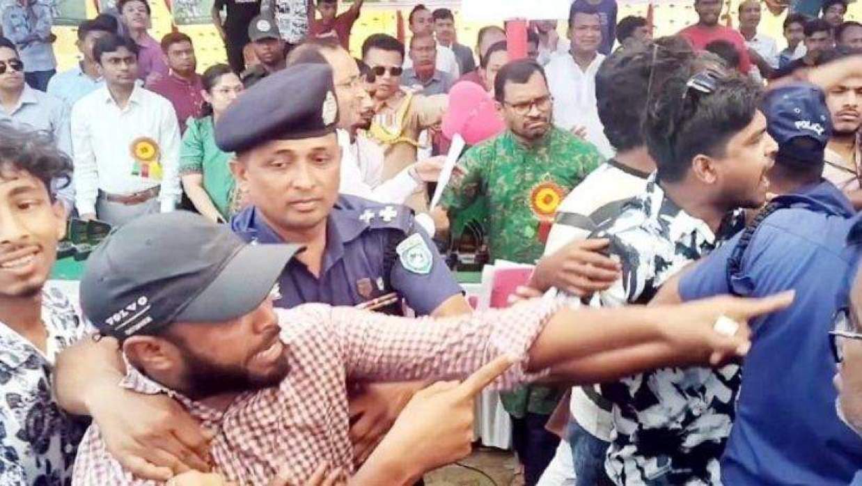  বিএনপি-জামায়াত নেতাকর্মীদের মধ্যে উত্তেজনা