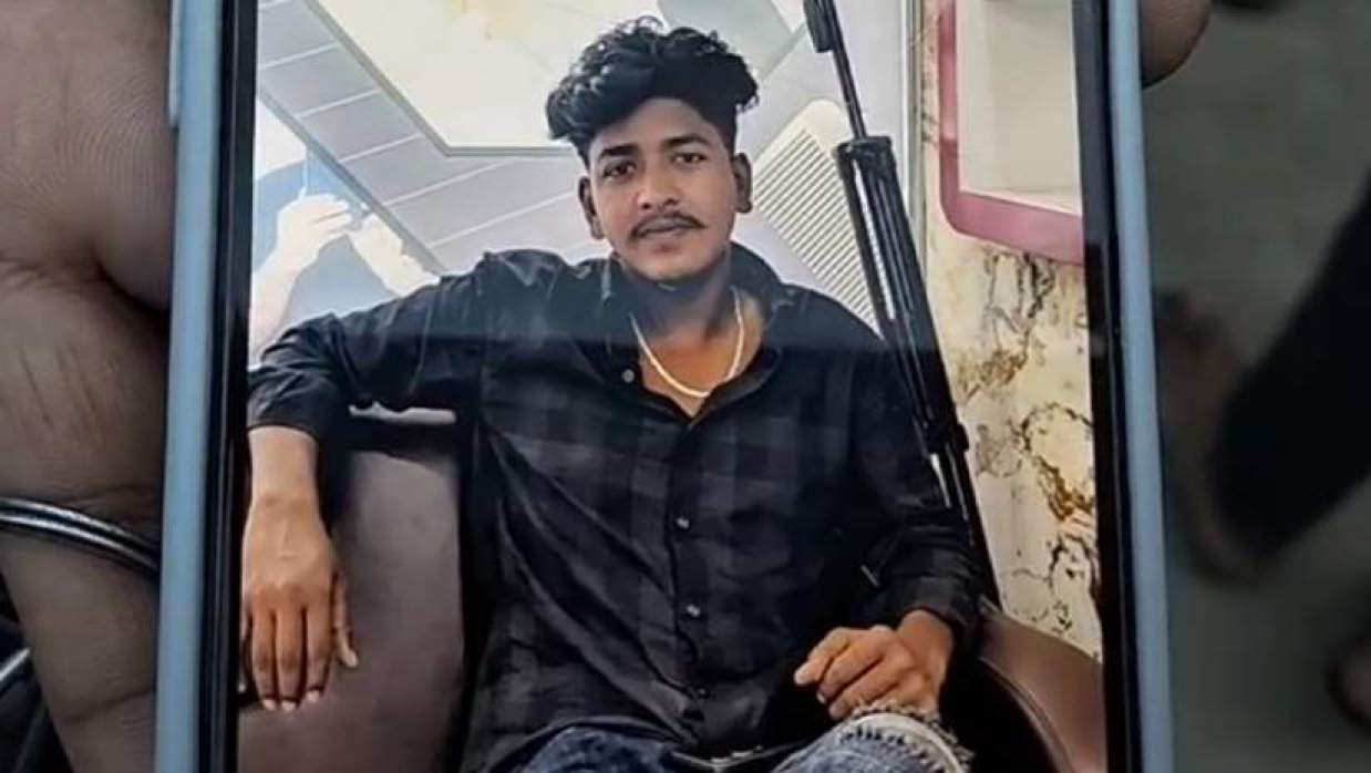 কলেজছাত্র আমির হামজা