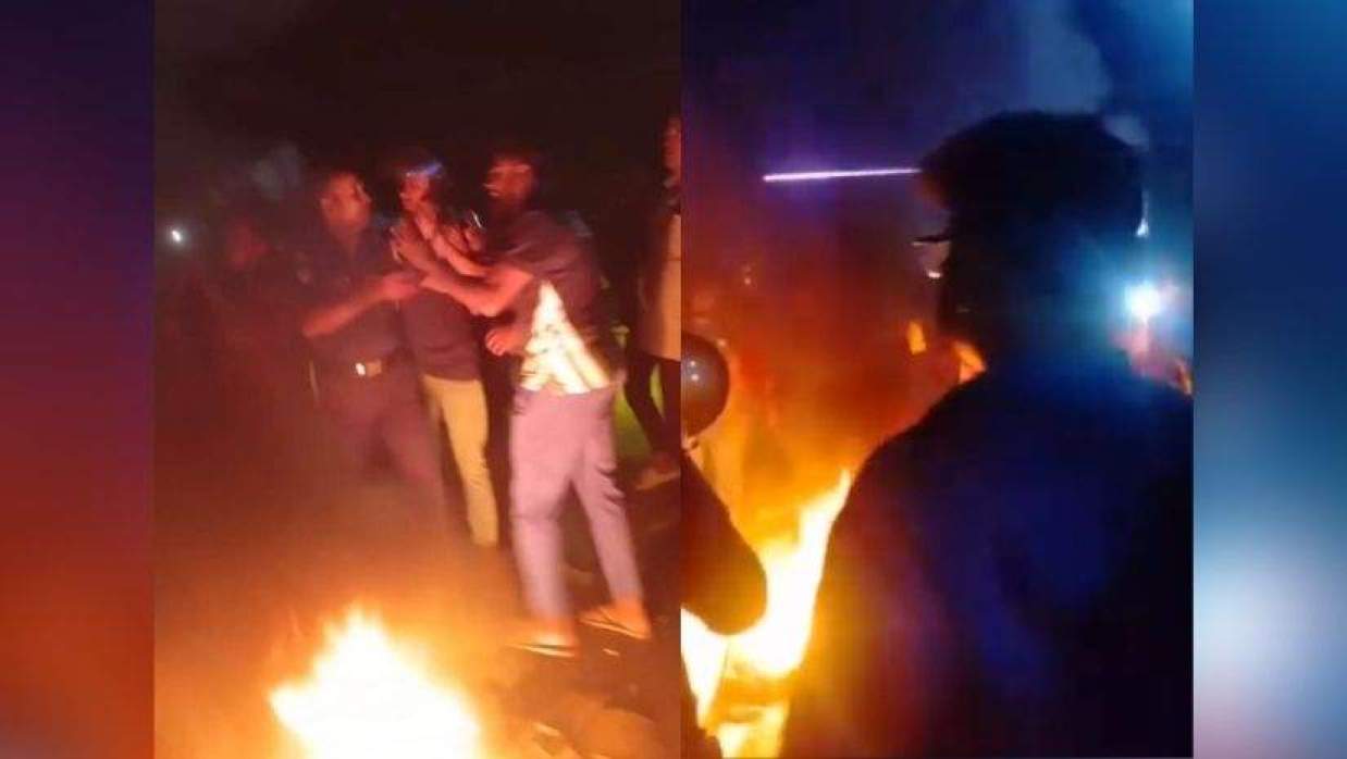 তেলের দাবিতে সাতক্ষীরায় সড়ক অবরোধ, আগুন জ্বালিয়ে বিক্ষোভ