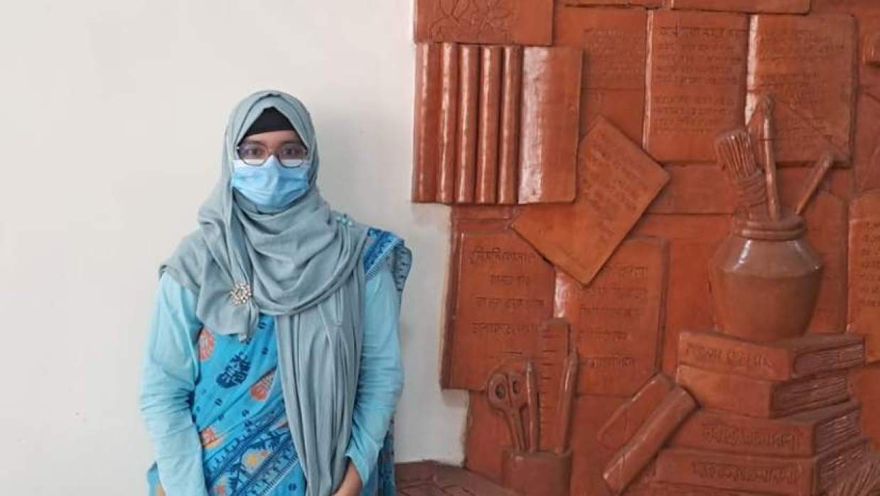 ছোট্ট সন্তান-সংসার সামলিয়ে রাত জেগে পড়া উর্মির বিসিএস জয়, মৎস্য ক্যাডারে হলেন চতুর্থ