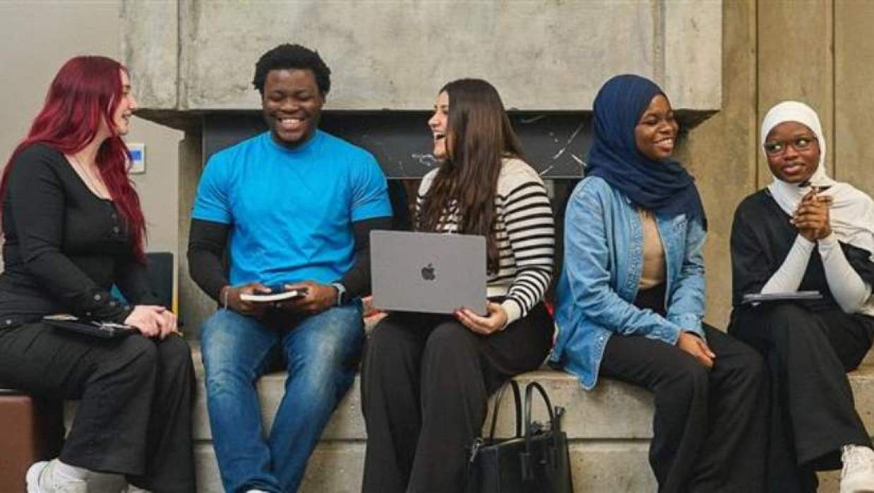 কানাডায় স্কলারশিপে স্নাতক-স্নাতকোত্তর-পিএইচডিতে পড়তে চাইলে আবেদন করুন দ্রুতই