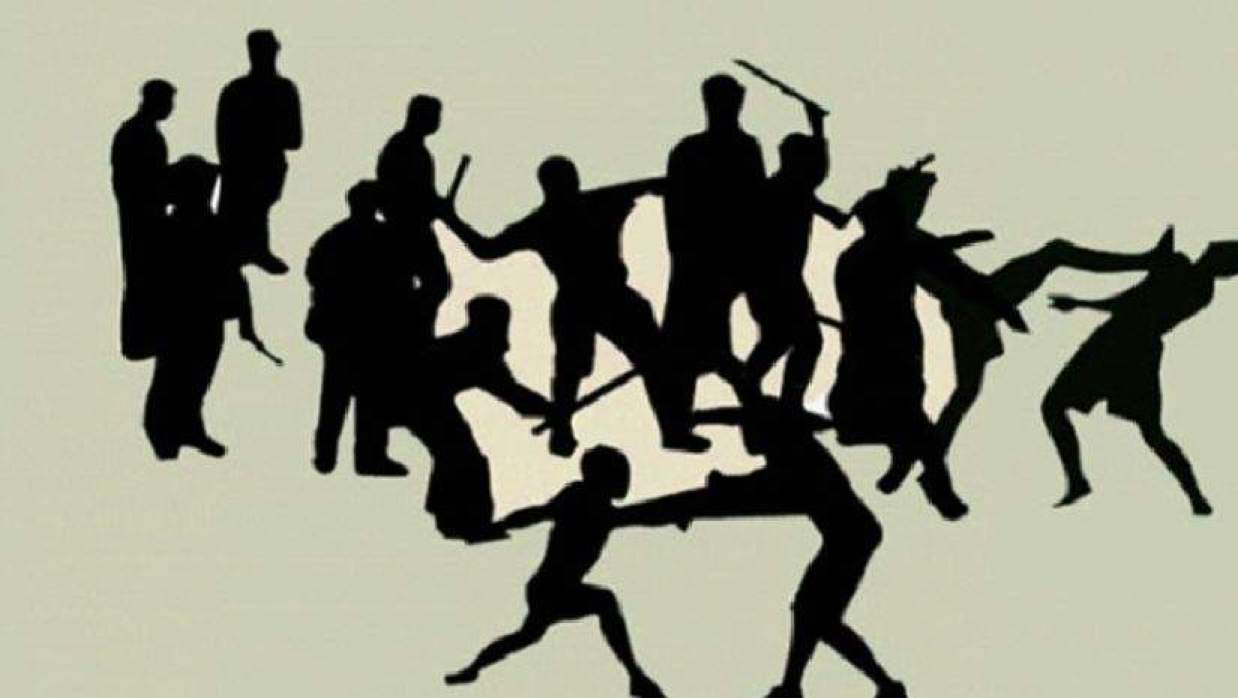 যুবদল নেতাকে না পেয়ে কলেজ ছাত্রকে কোপাল মাদক কারবারিরা