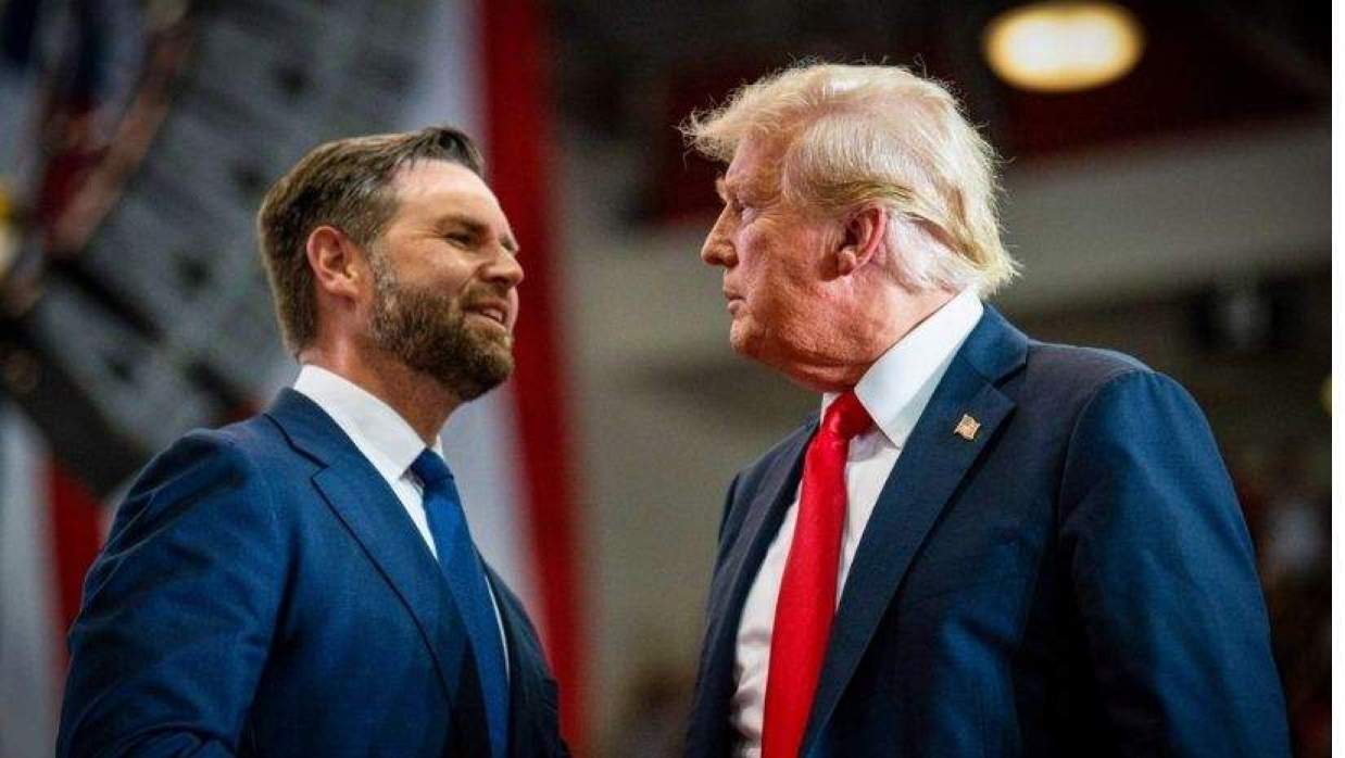 মার্কিন প্রেসিডেন্ট ডোনাল্ড ট্রাম্প ও ভাইস প্রেসিডেন্ট জ্যাডি ভ্যান্স