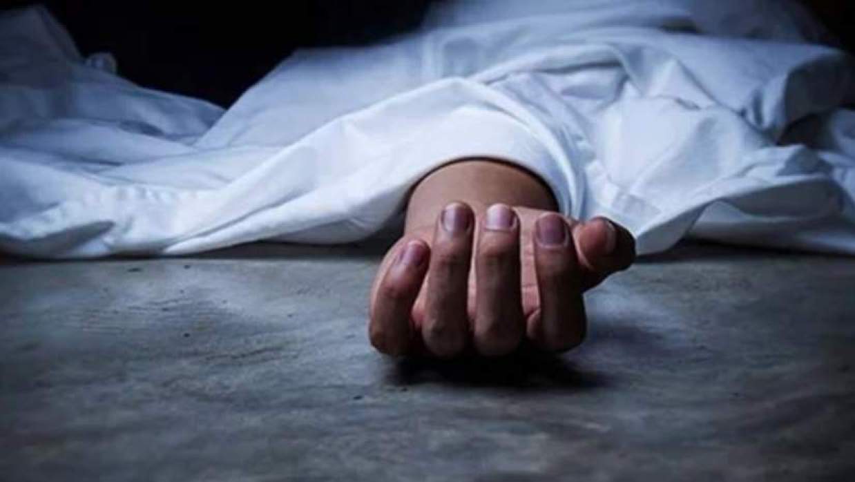 রাজধানীতে ফ্ল্যাটে স্নাতক পড়ুয়া ছাত্রীর লাশ, আরেক বাসায় ঝুঁলছিল কলেজ ছাত্রীর মরদেহ 