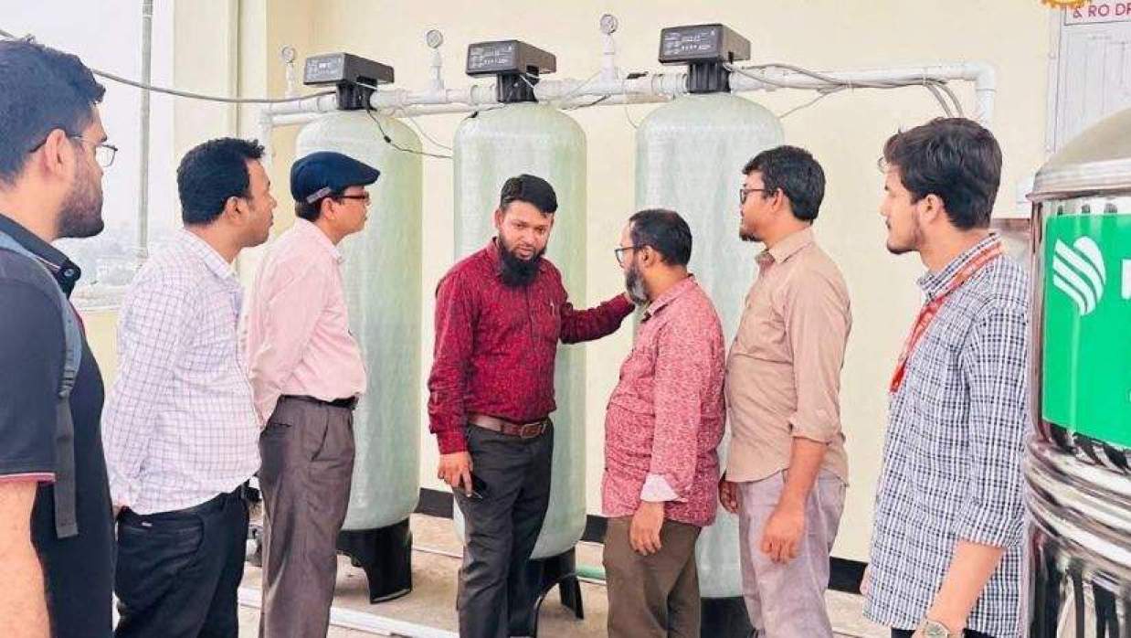 রিভার্স ওসমোসিস (আরও) ওয়াটার ট্রিটমেন্ট প্লান্ট