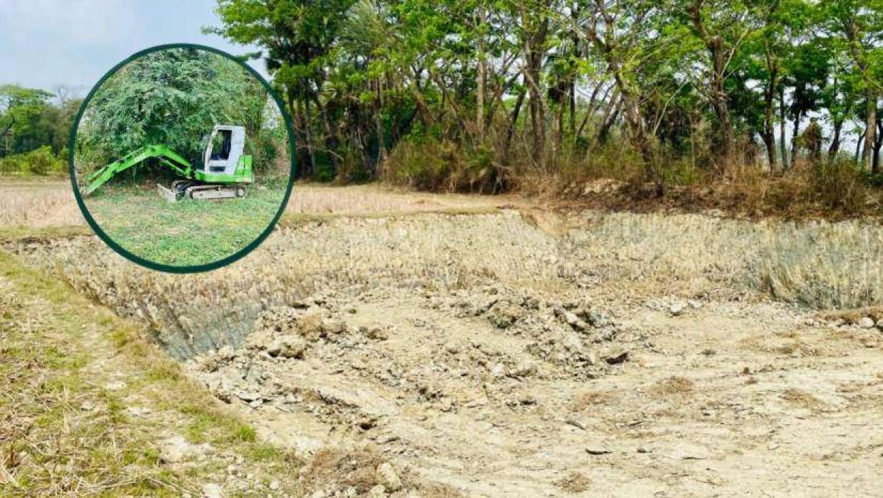 দিনের আলোতে ক্ষতচিহ্ন স্পষ্ট, সরিয়ে রাখা হয় খননযন্ত্র