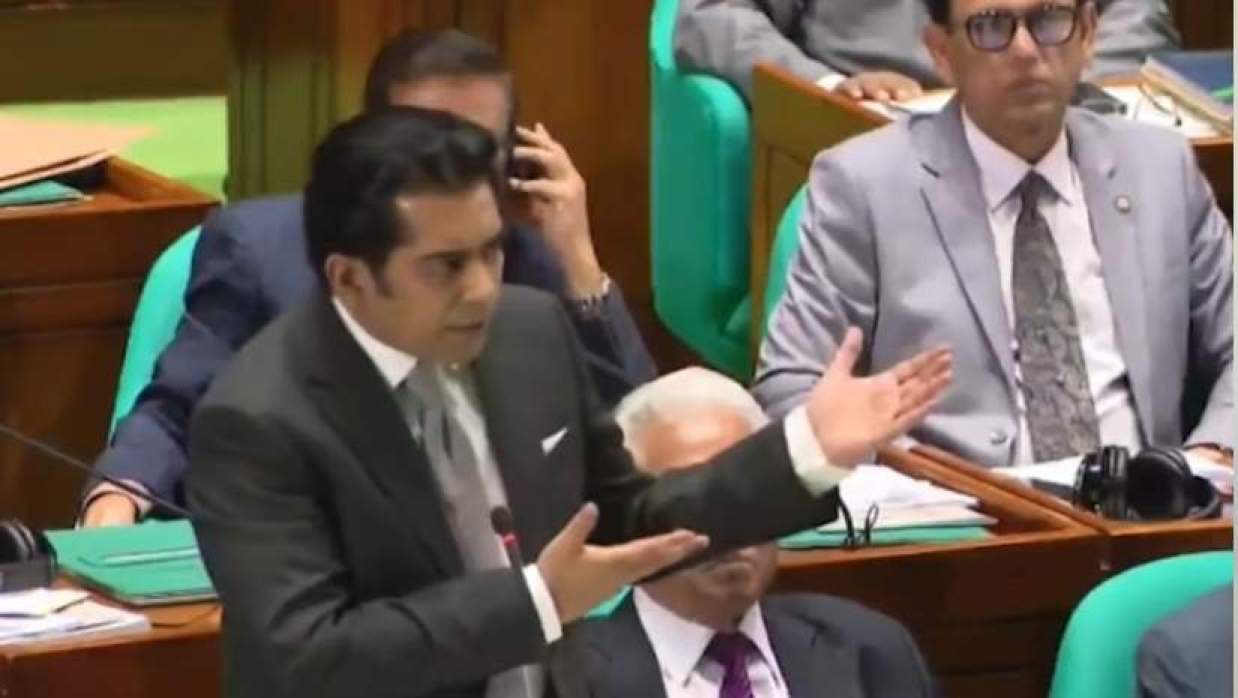 আপনারা শেষ ৬ বলে ১২ রান করেছেন, কিন্তু এর আগে আমরা ৩০০ রান করে ফেলেছি