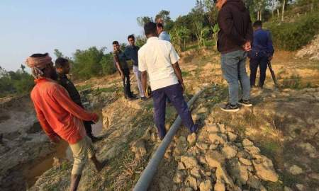 চকরিয়ায় অবৈধ বালু উত্তোলনের বিরুদ্ধে সাঁড়াশি অভিযান অব্যাহত