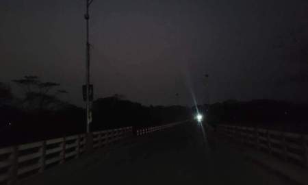 সচল সেতুর অচল বাতি, অন্ধকারে ছিনতাইকারীদের দাপট