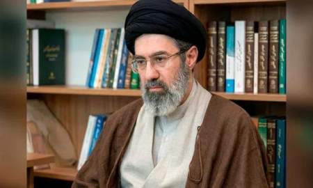 ইরাকের জনগণকে ধন্যবাদ জানালেন ইরানের সর্বোচ্চ নেতা