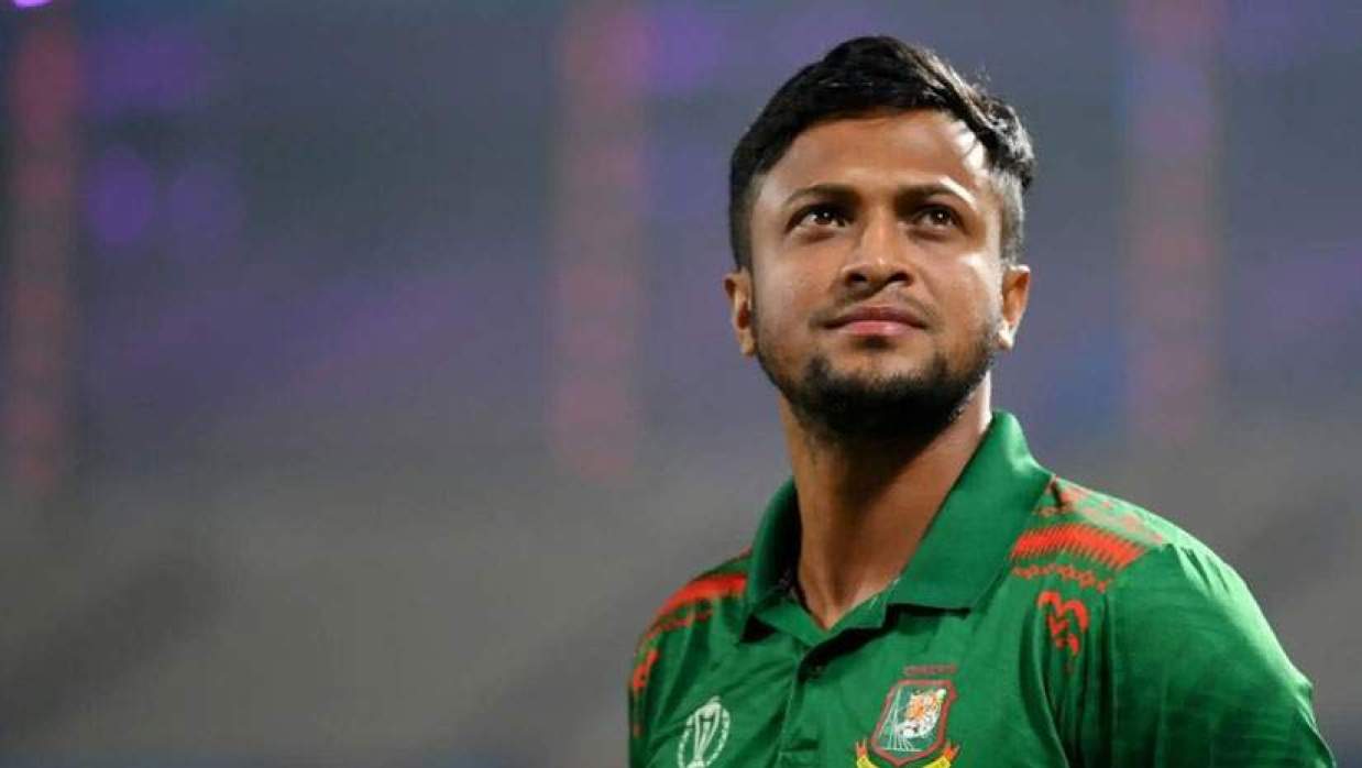 সাকিব আল হাসান   