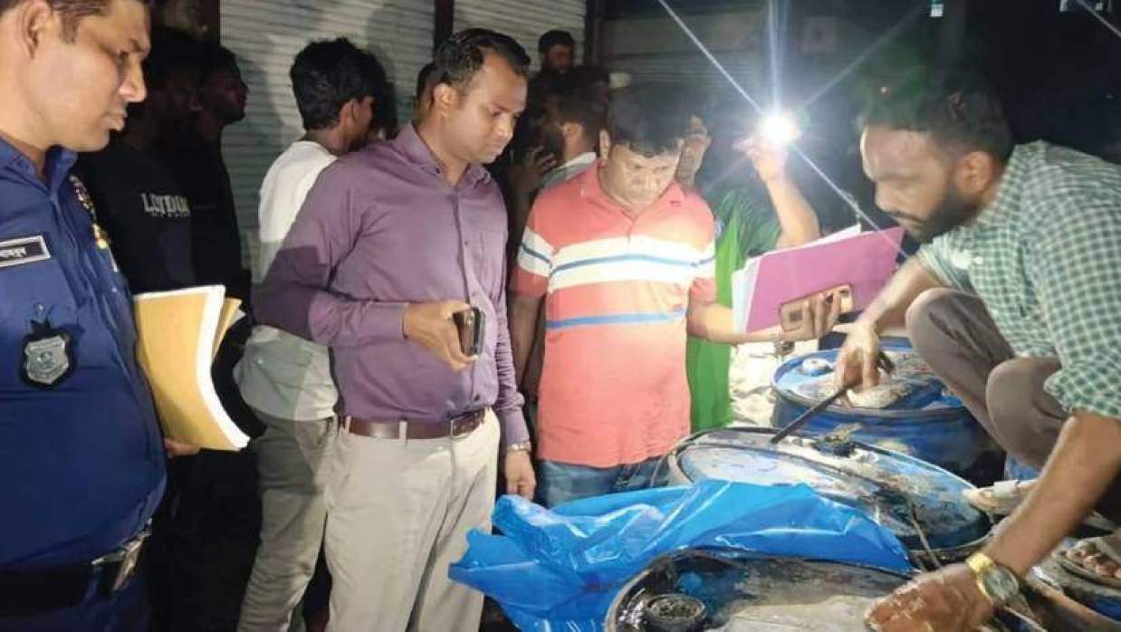 নাসিরনগরে অভিযানে ৫ হাজার লিটার ডিজেল উদ্ধার
