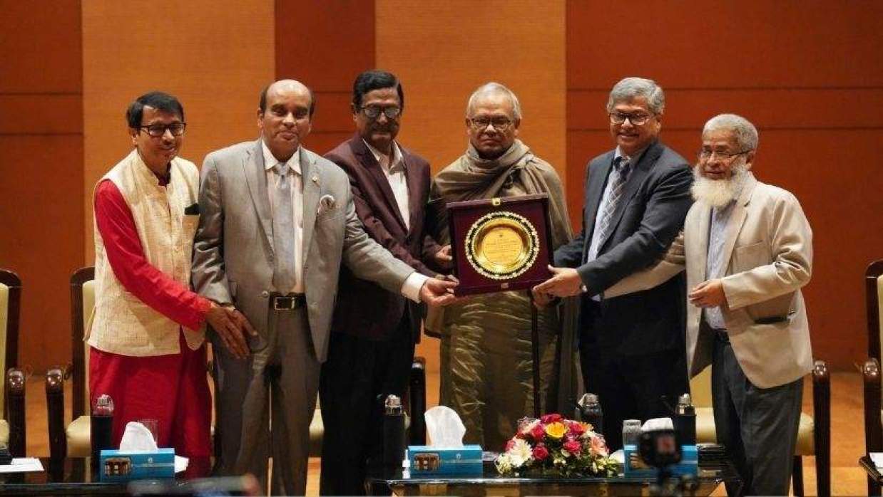 এনএসইউতে মহান স্বাধীনতা ও জাতীয় দিবসের আলোচনায় রুহুল কবীর রিজভীসহ অন্যন্যরা