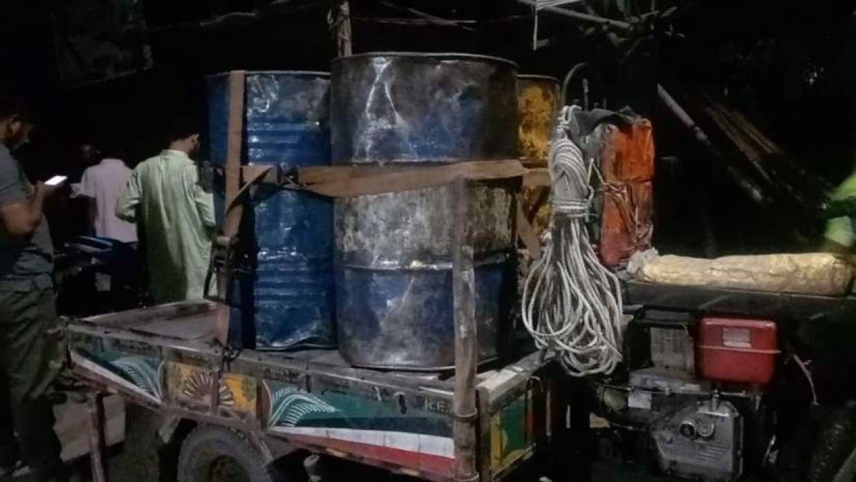 ৮০০ লিটার অকটেন ও ডিজেল জব্দ