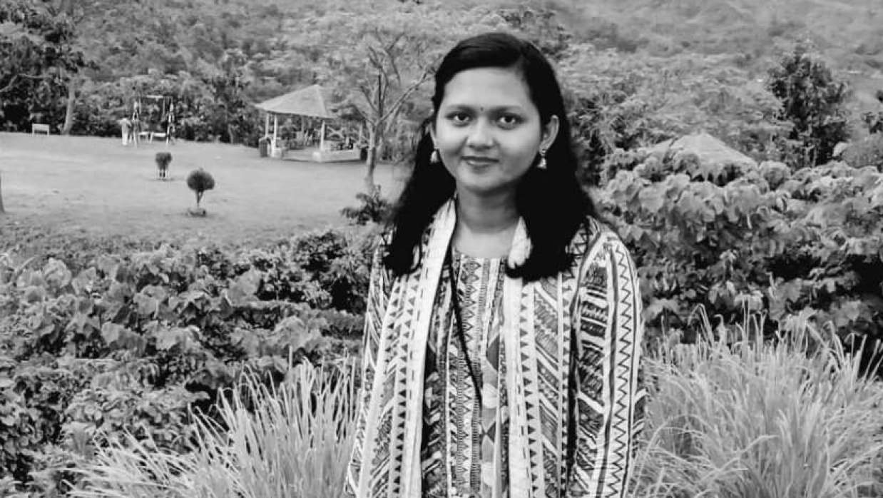 খুবি ছাত্রীর মৃত্যুর ঘটনায় প্রাইভেট কার জব্দ, চালক পলাতক