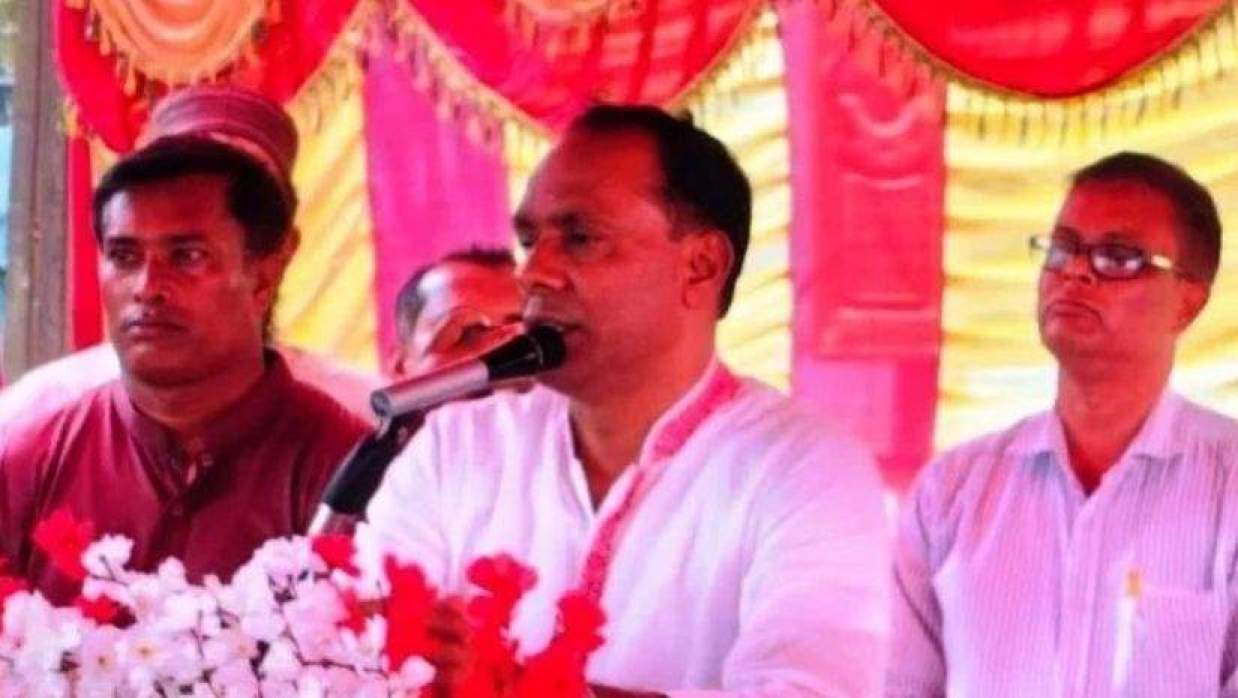 রাজনীতির ইচ্ছা থাকলে শিক্ষকতা থেকে ইস্তফা দিয়ে আসুন: ডেপুটি স্পিকার