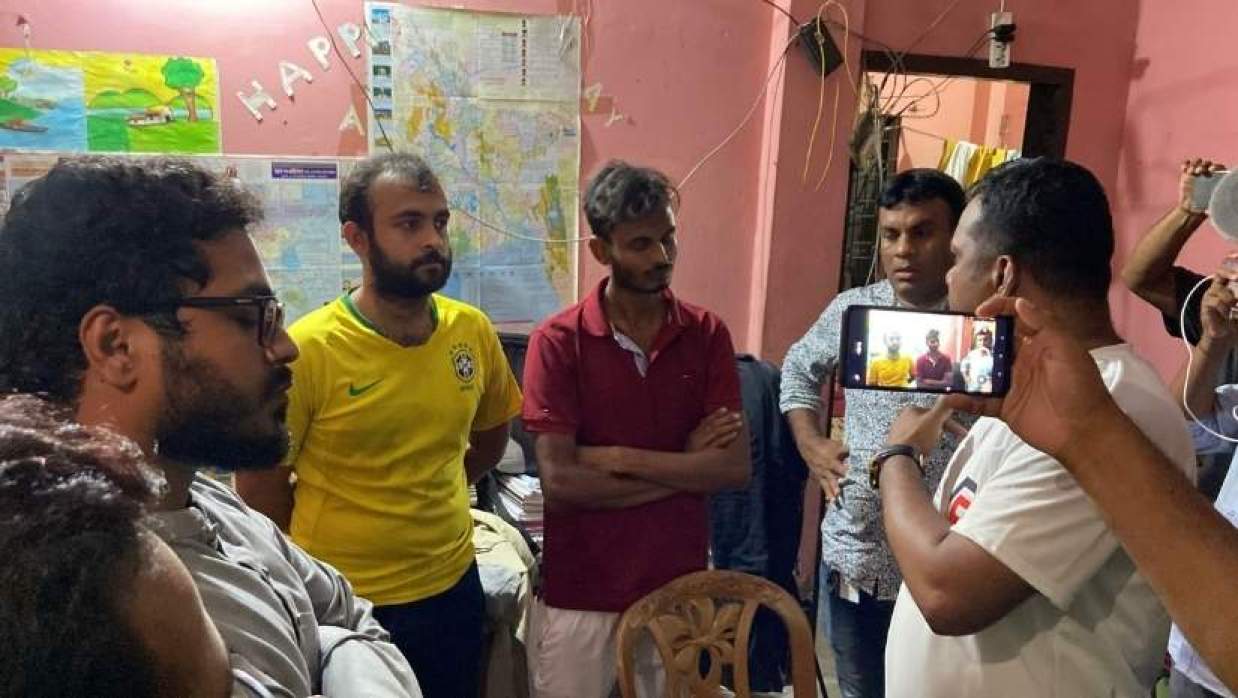 ববি ছাত্রলীগের সাথে গোপন বৈঠক, চারজনকে থানায় নিল পুলিশ