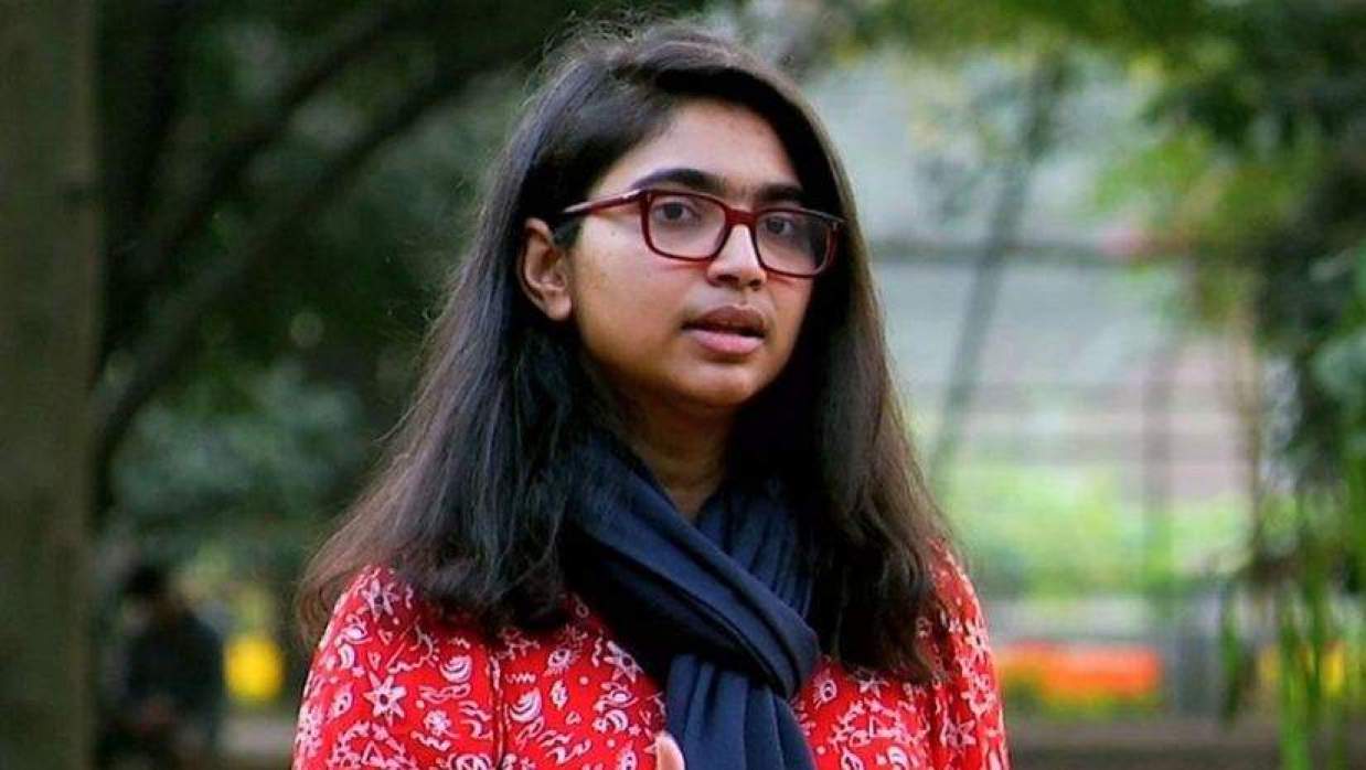 সরকার এমন দুদক চায়, যার কমিশনাররা তাদের  নেক নজরের ওপর নির্ভরশীল থাকবেন