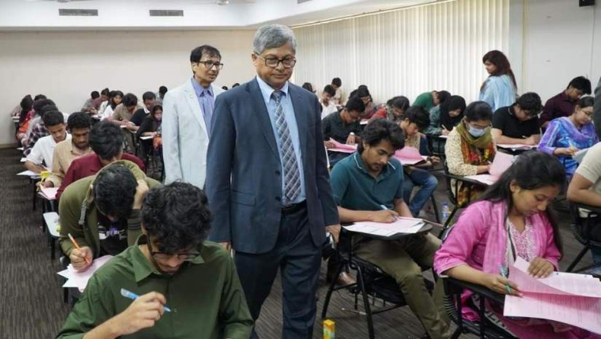 পবিপ্রবি ছাত্রশিবিরের নেতৃত্বে রেদওয়ান ও আশিকুর