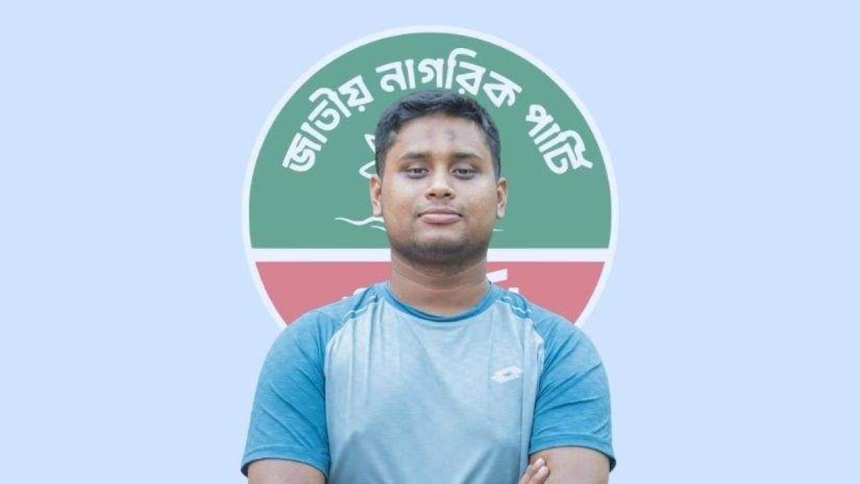 কাদের সিদ্ধান্তে তারেক রহমান দেশ পরিচালনা করছেন, প্রশ্ন হাসনাতের 