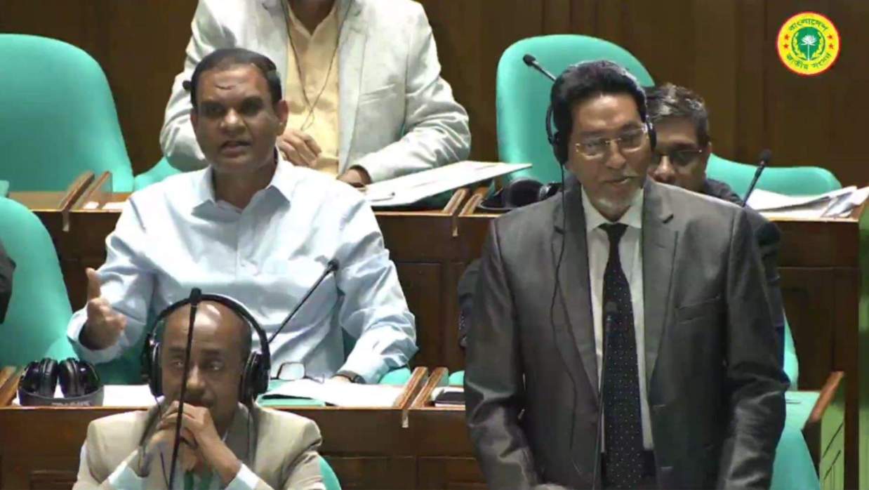 চাকরির বয়স বাড়ানোর বিলে চুপ, এনসিপি-জামায়াতের উদ্দেশ্যে যা বললেন চিফ হুইপ