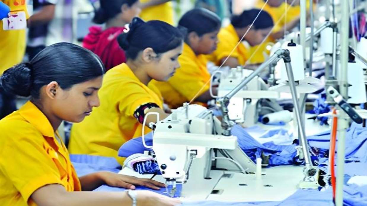 যুক্তরাষ্ট্রে পোশাক রপ্তানিতে চীনকে পেছনে ফেলল বাংলাদেশ