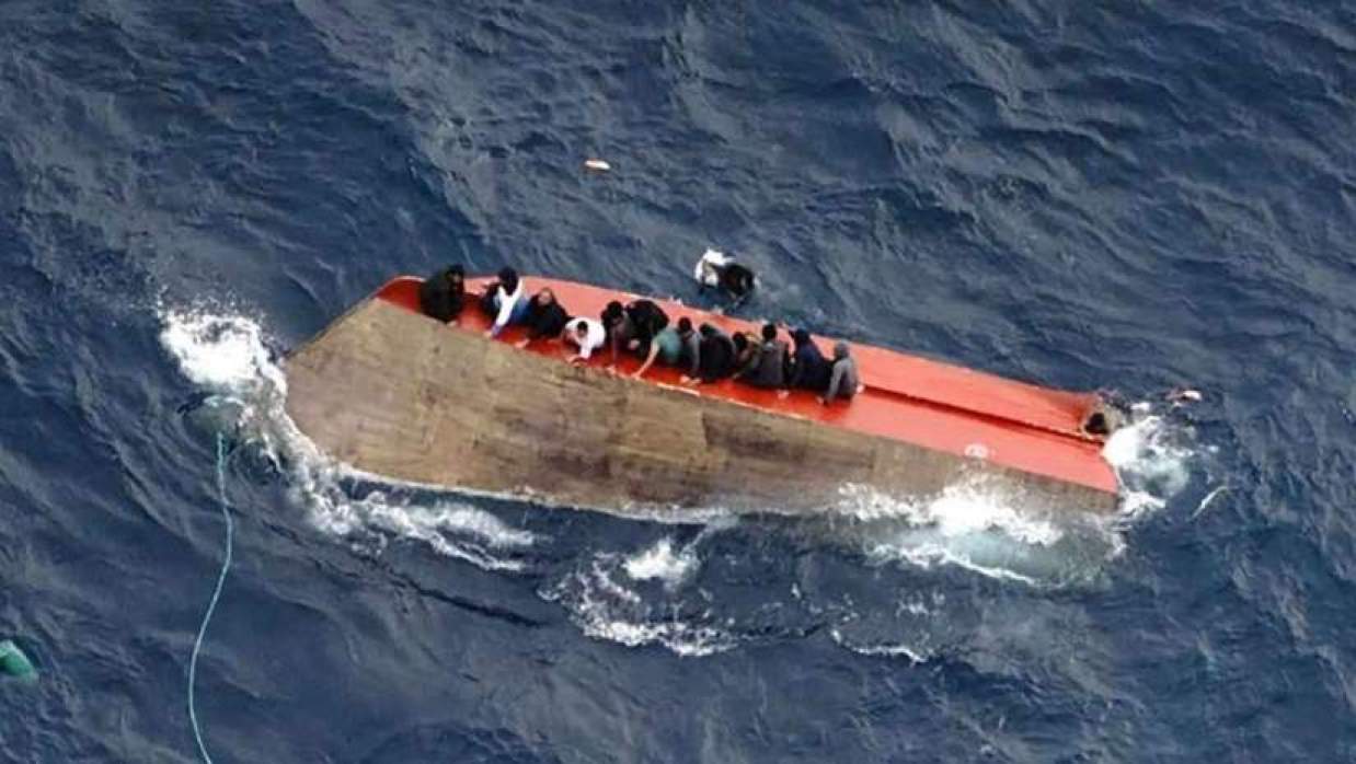বাংলাদেশিসহ ১০৫ অভিবাসনপ্রত্যাশী নিয়ে ভূমধ্যসাগরে ডুবে গেল নৌযান