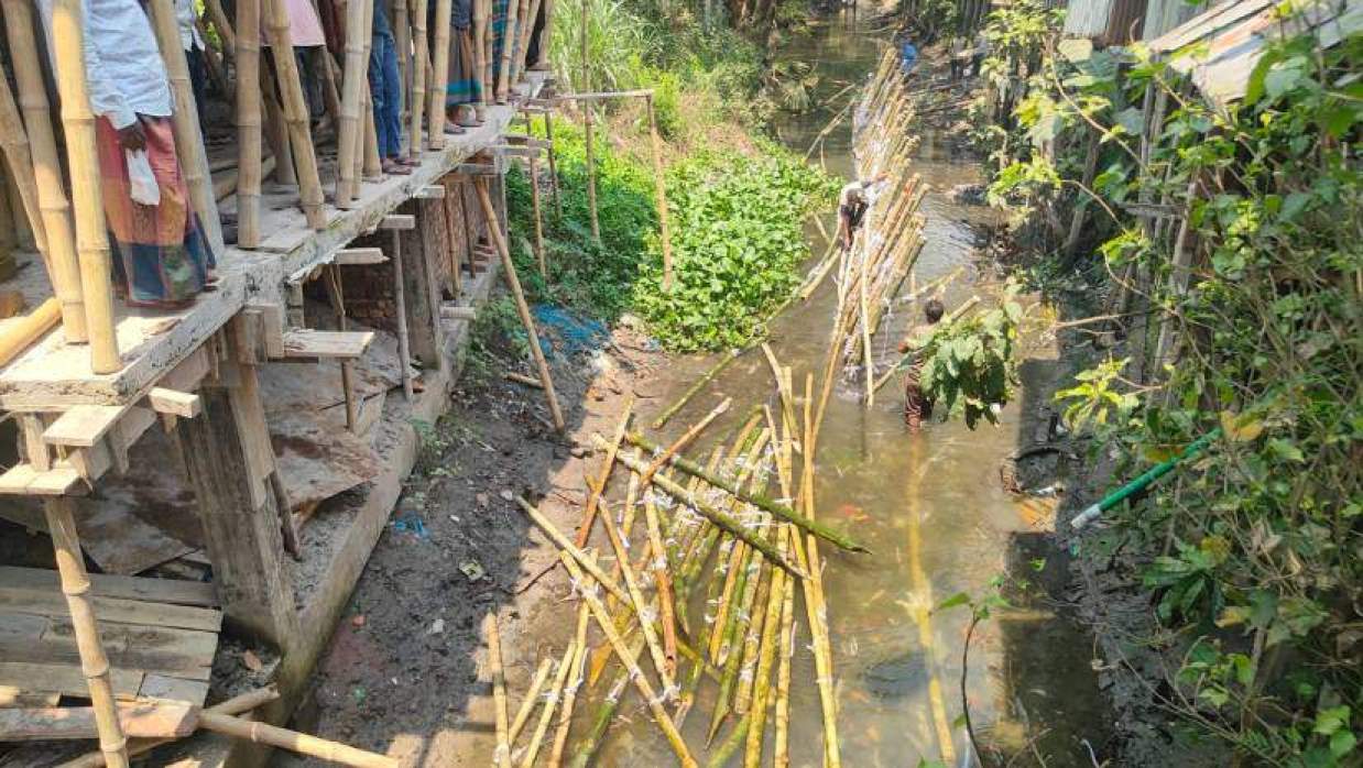 উপজেলা প্রশাসনের অভিযানে দখলমুক্ত করা হয় খাল