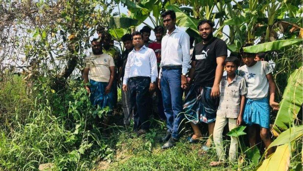 খালে বিষ প্রয়োগে মাছ নিধনের অভিযোগ