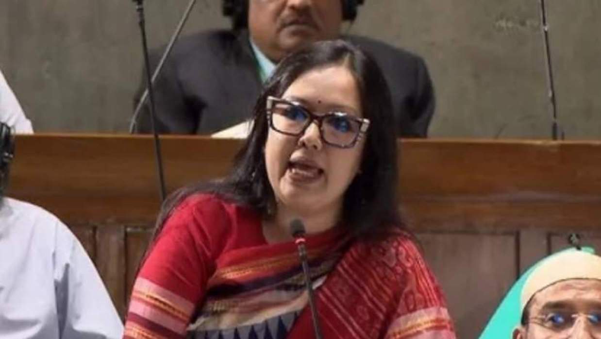 ধানের শীষে মনোনয়ন না দেওয়ায় বিএনপিকে ধন্যবাদ জানালেন রুমিন ফারহানা