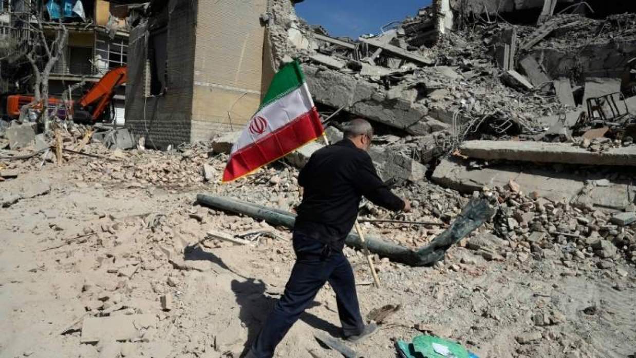 ইরান যুদ্ধে কোন দেশের কত মানুষ প্রাণ হারালেন?