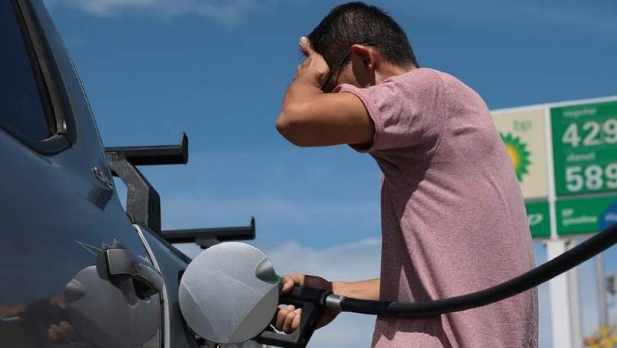 ট্রাম্পের যুদ্ধবিরতি ঘোষণা, তেলের দাম নামল ব্যারেলপ্রতি ১০০ ডলারের নিচে