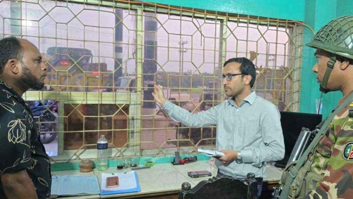 হবিগঞ্জে দুই ফিলিং স্টেশনকে জরিমানা ৩০ হাজার টাকা