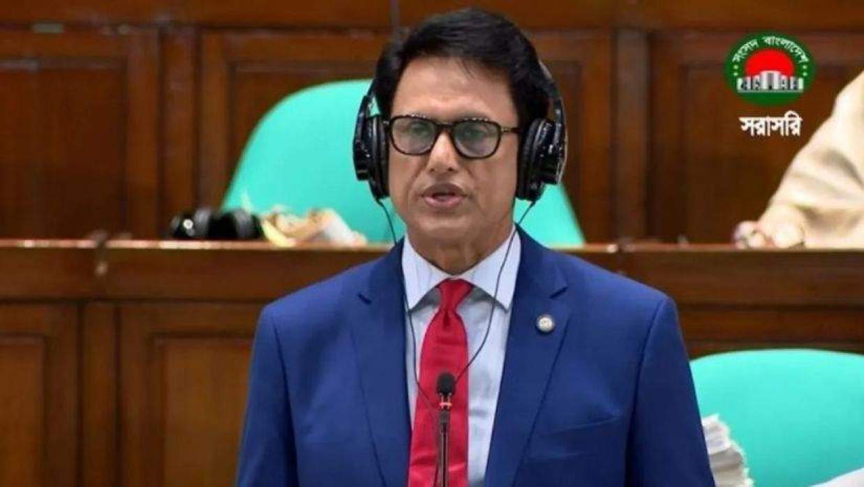 শিক্ষা ও প্রাথমিক ও গণশিক্ষা মন্ত্রী ড. আ ন ম এহছানুল হক মিলন