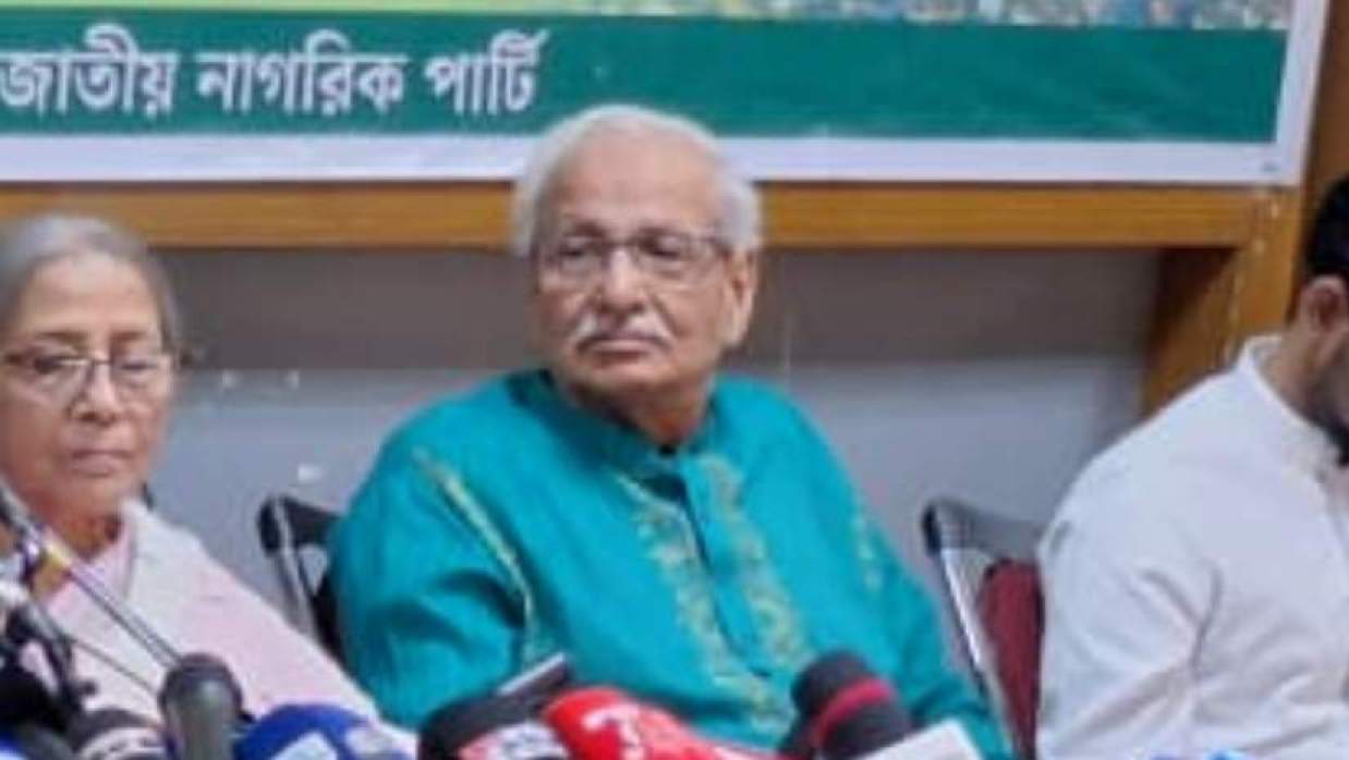 ভয়াবহ সংকটে দেশ, ঐক্যই একমাত্র পথ: বদিউল আলম মজুমদার