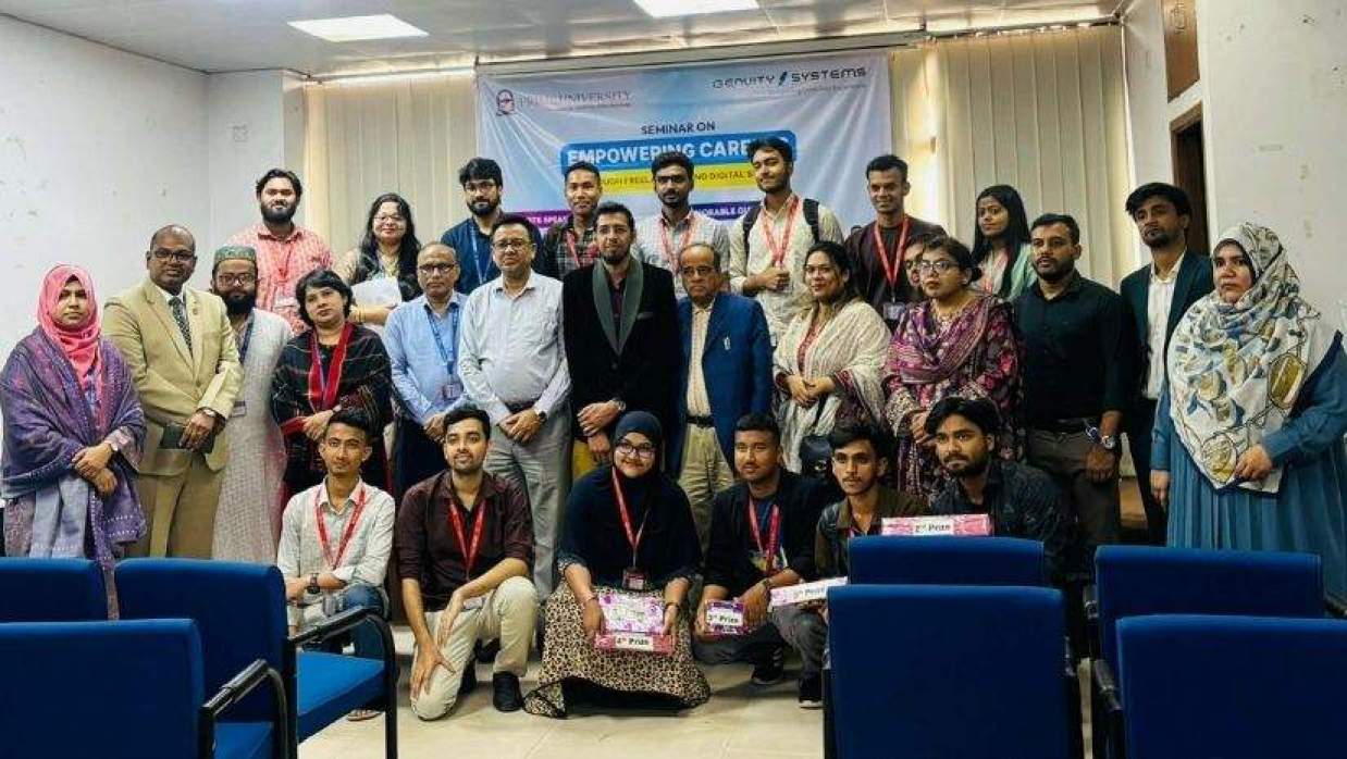 প্রাইম ইউনিভার্সিটিতে ফ্রিল্যান্সিং অ্যান্ড ডিজিটাল স্কিলস সেমিনার