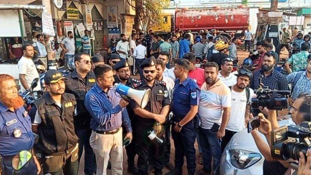 হেলমেট ও ফিটনেস সনদ ছাড়া মিলবে না জ্বালানি তেল