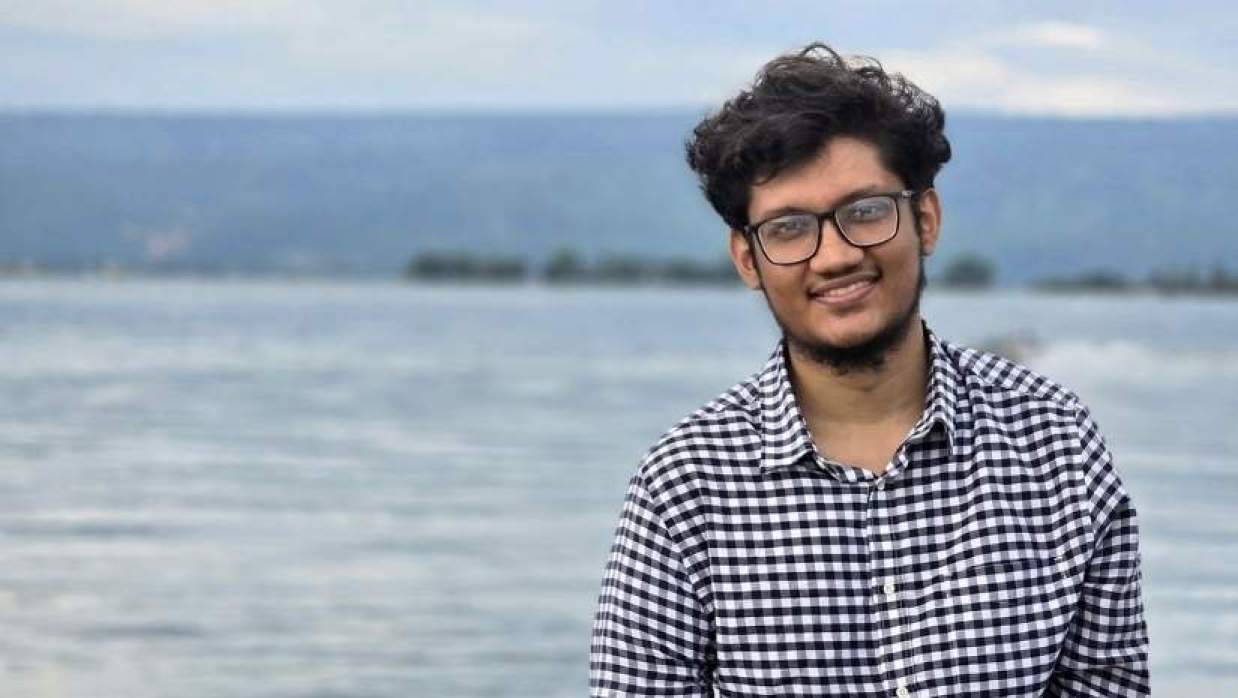 টানা চার প্রফে প্রথম হয়ে রেকর্ড গড়েছিলেন উমাইর আফিফ