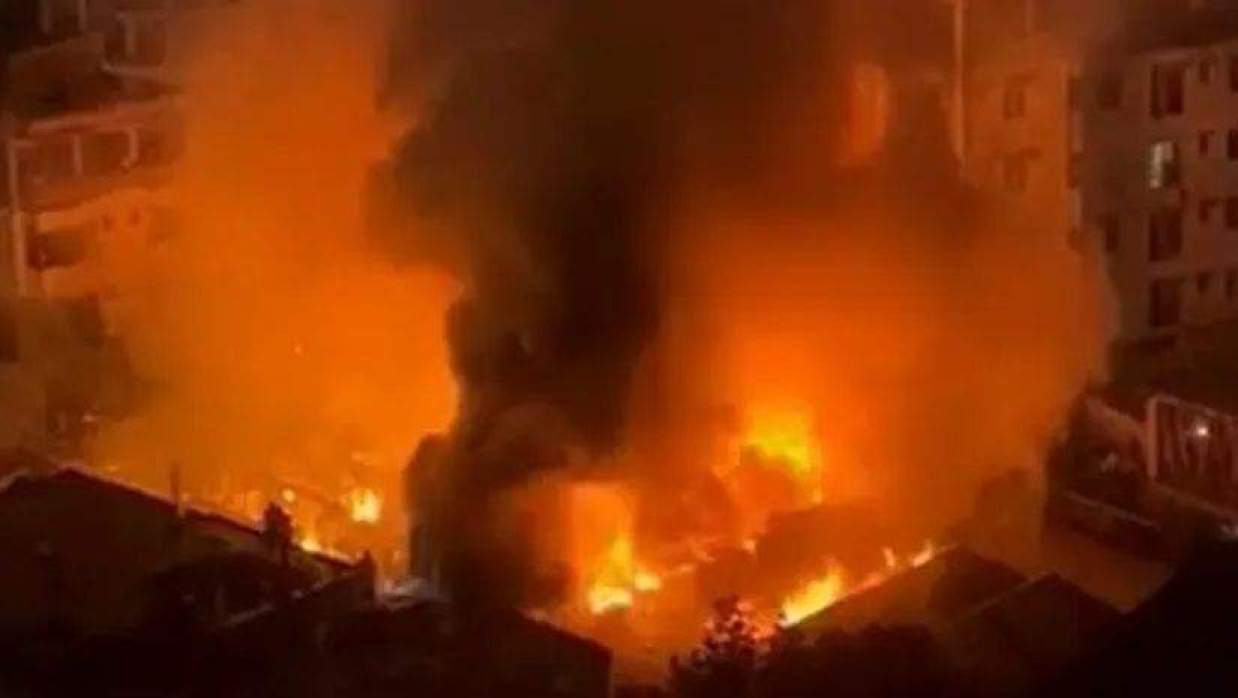 রাজধানীর তুরাগে বস্তিতে আগুন, নিয়ন্ত্রণে ফায়ার সার্ভিসের ৫ ইউনিট