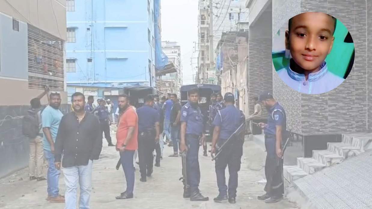 ঝুট ব্যবসাকে কেন্দ্র করে দুই গ্রুপের সংঘর্ষে মাদ্রাসাছাত্র গুলিবিদ্ধ