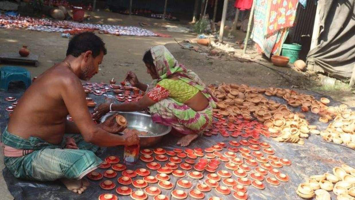 বৈশাখী মেলার প্রস্তুতি চলছে 